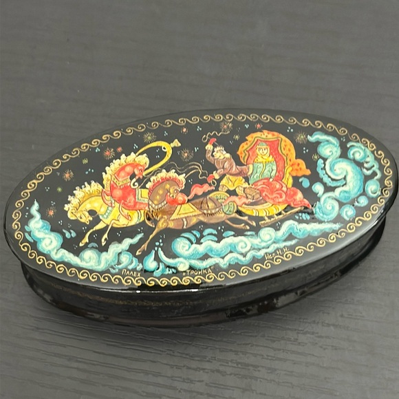 Nanex Russian Winter Fairytale Tpohka Black Lacquer Hand Painted VTG Trinket Box - Picture 1 of 15